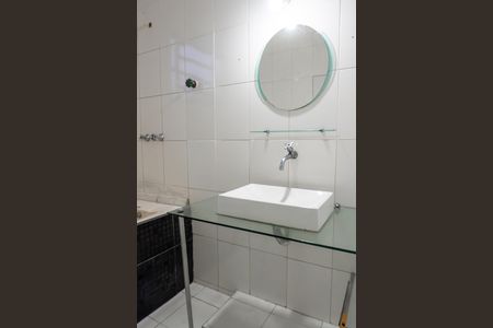 Casa para alugar com 300m², 2 quartos e 4 vagas Casa para alugar com 300m², 2 quartos e 4 vagasBanheiro da Suíte 2
