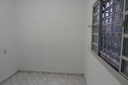 Casa para alugar com 300m², 2 quartos e 4 vagas Casa para alugar com 300m², 2 quartos e 4 vagasQuarto