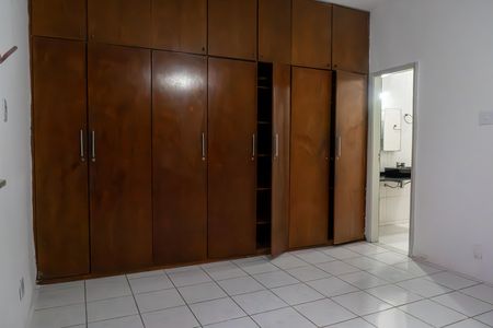 Casa para alugar com 300m², 2 quartos e 4 vagas Casa para alugar com 300m², 2 quartos e 4 vagasSuíte 1