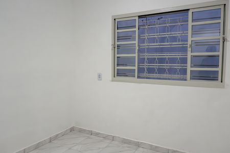 Casa para alugar com 300m², 2 quartos e 4 vagas Casa para alugar com 300m², 2 quartos e 4 vagasQuarto