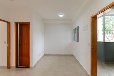 Sala de apartamento à venda com 2 quartos, 40m² em Jardim Caguassu, São Paulo