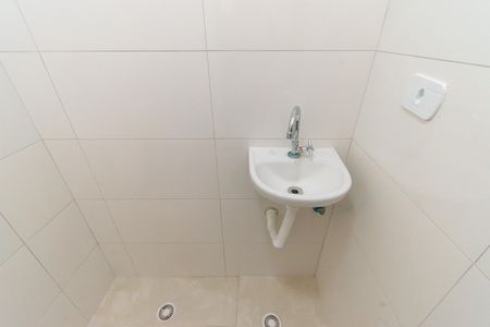 Apartamento à venda com 40m², 2 quartos e sem vaga Apartamento à venda com 40m², 2 quartos e sem vagaBanheiro
