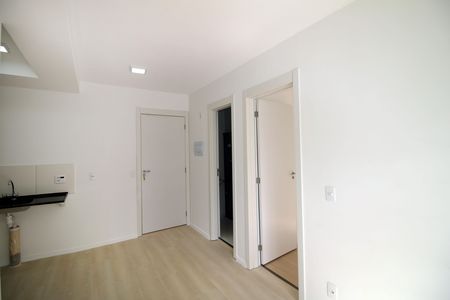 Sala de apartamento para alugar com 2 quartos, 38m² em Irajá, Rio de Janeiro