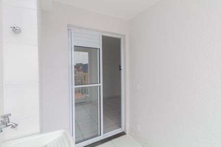 Apartamento para alugar com 34m², 2 quartos e sem vaga Apartamento para alugar com 34m², 2 quartos e sem vagaSacada