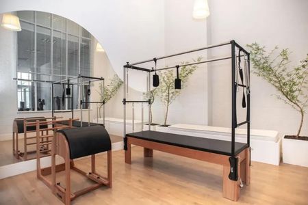 Apartamento à venda com 56m², 1 quarto e 1 vaga Apartamento à venda com 56m², 1 quarto e 1 vagaÁrea de Serviço