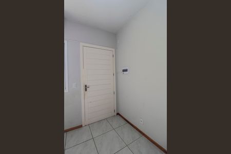 Sala de casa de condomínio para alugar com 2 quartos, 49m² em Restinga, Porto Alegre
