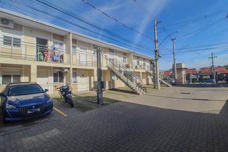 Casa de condomínio para alugar com 49m², 2 quartos e 1 vaga Casa de condomínio para alugar com 49m², 2 quartos e 1 vagaGaragem/fachada