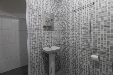 Banheiro de casa para alugar com 1 quarto, 30m² em Jardim Brasilia, São Paulo