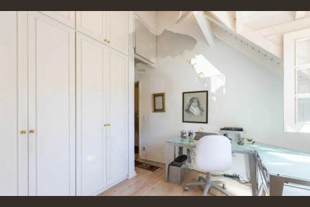 Casa à venda com 4 quartos, 700m² em Paineiras do Morumbi, São Paulo