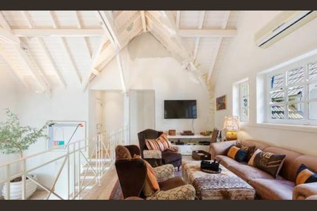 Casa à venda com 700m², 4 quartos e 4 vagas
