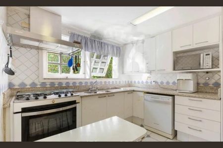 Casa à venda com 700m², 4 quartos e 4 vagas