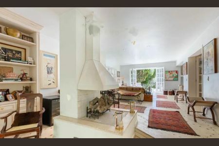 Casa à venda com 700m², 4 quartos e 4 vagas