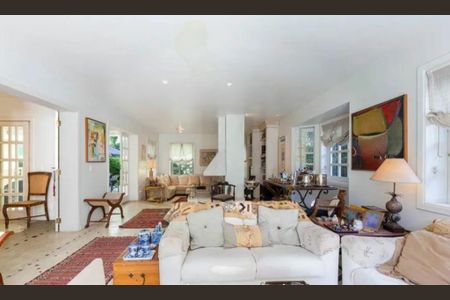 Casa à venda com 4 quartos, 700m² em Paineiras do Morumbi, São Paulo
