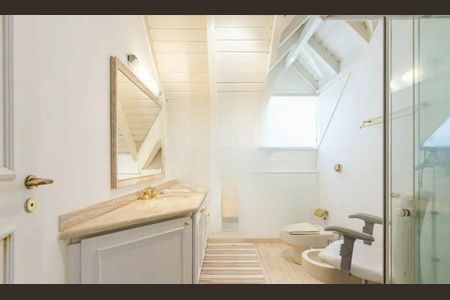 Casa à venda com 700m², 4 quartos e 4 vagas