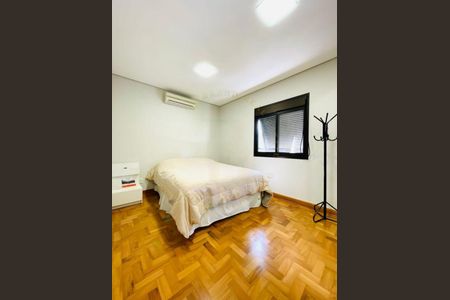 Casa à venda com 300m², 4 quartos e 4 vagas