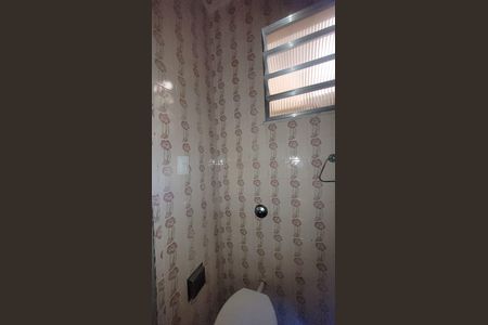Casa para alugar com 200m², 3 quartos e 2 vagas Casa para alugar com 200m², 3 quartos e 2 vagasBanheiro da Suíte