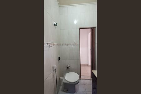 Casa para alugar com 200m², 3 quartos e 2 vagas Casa para alugar com 200m², 3 quartos e 2 vagasBanheiro Social
