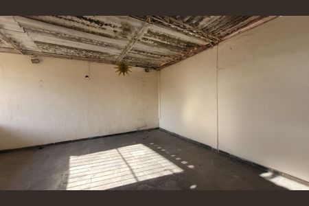 Casa para alugar com 200m², 3 quartos e 2 vagas Casa para alugar com 200m², 3 quartos e 2 vagasTerraço