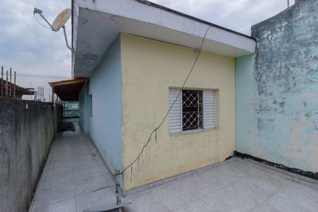Casa à venda com 85m², 3 quartos e 2 vagasQuintal Superior dos Fundos