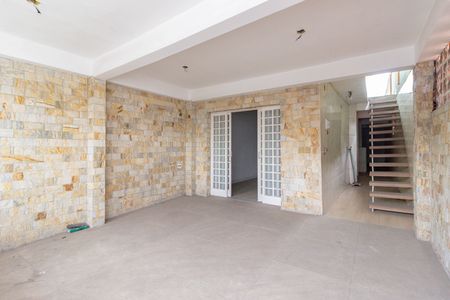 Casa à venda com 85m², 3 quartos e 2 vagasGaragem