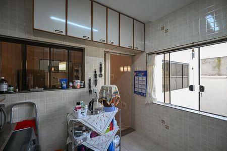 Casa à venda com 320m², 3 quartos e 6 vagasCozinha