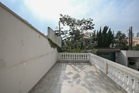 Casa à venda com 320m², 3 quartos e 6 vagasVaranda da Suíte 