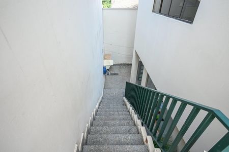 Casa à venda com 320m², 3 quartos e 6 vagasAcesso para Área de Serviço 