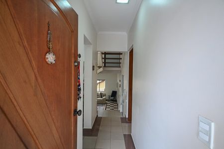 Casa à venda com 320m², 3 quartos e 6 vagasEntrada