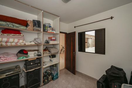 Casa à venda com 320m², 3 quartos e 6 vagasQuarto de Serviço