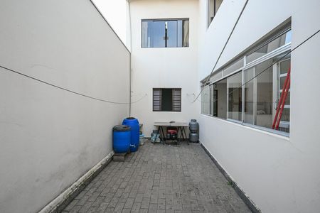 Casa à venda com 320m², 3 quartos e 6 vagasÁrea de Serviço 