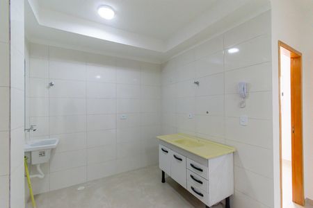 Apartamento à venda com 40m², 2 quartos e sem vaga Apartamento à venda com 40m², 2 quartos e sem vagaCozinha e Área de Serviço