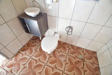 Casa para alugar com 150m², 2 quartos e 6 vagasBanheiro de serviço