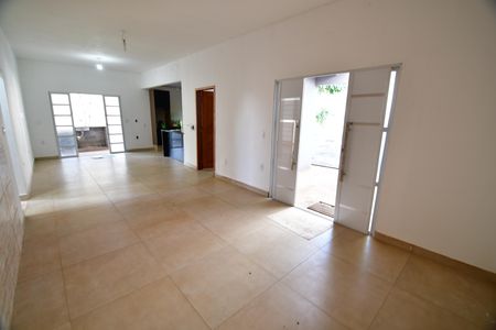 Sala de casa à venda com 2 quartos, 150m² em Parque Luciamar, Campinas