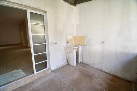 Casa para alugar com 150m², 2 quartos e 6 vagasÁrea de Serviço