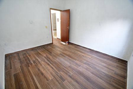 Casa para alugar com 150m², 2 quartos e 6 vagasQuarto 1