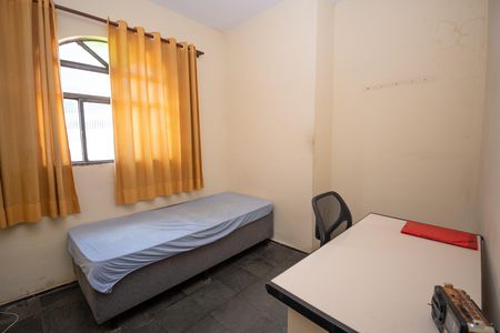 Casa para alugar com 100m², 4 quartos e 3 vagas Casa para alugar com 100m², 4 quartos e 3 vagasQuarto 1