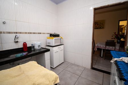 Casa para alugar com 100m², 4 quartos e 3 vagas Casa para alugar com 100m², 4 quartos e 3 vagasCozinha
