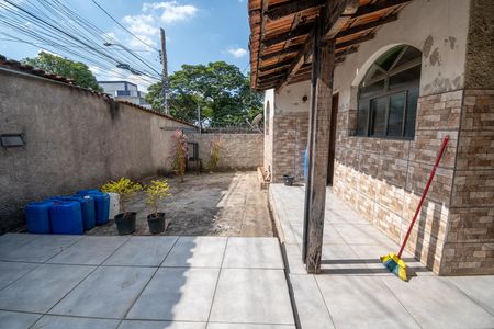Casa para alugar com 100m², 4 quartos e 3 vagas Casa para alugar com 100m², 4 quartos e 3 vagasGaragem