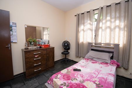 Quarto 2 de casa à venda com 4 quartos, 100m² em Alvorada, Contagem