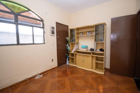 Sala de casa à venda com 4 quartos, 100m² em Alvorada, Contagem