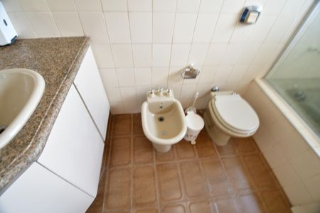 Casa para alugar com 659m², 4 quartos e 6 vagasBanheiro Suíte