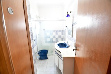 Casa para alugar com 659m², 4 quartos e 6 vagasBanheiro Social