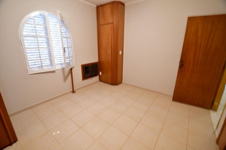 Casa para alugar com 659m², 4 quartos e 6 vagasQuarto 3 - Suíte
