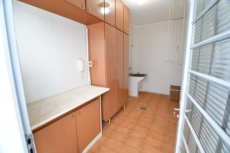 Casa para alugar com 659m², 4 quartos e 6 vagasÁrea de Serviço