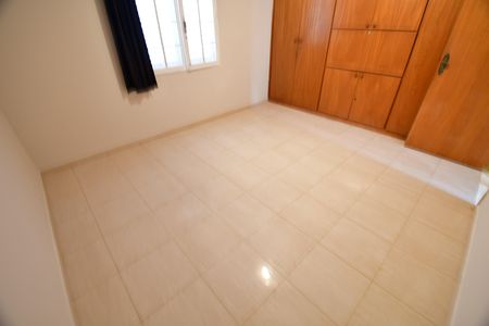 Casa para alugar com 659m², 4 quartos e 6 vagasQuarto 1