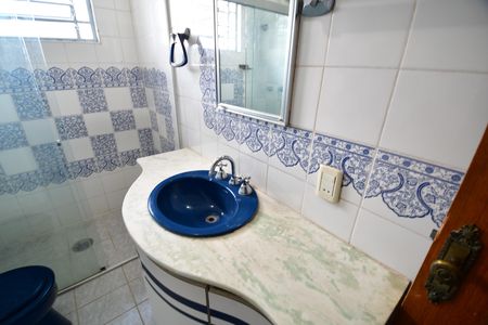 Casa para alugar com 659m², 4 quartos e 6 vagasBanheiro Social