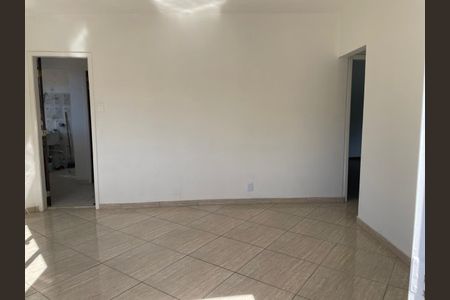 Sala de casa para alugar com 2 quartos, 60m² em São Sebastiao, Petrópolis