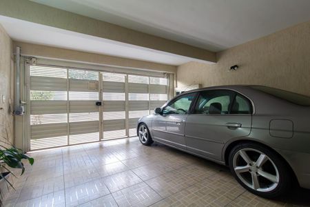 Casa à venda com 185m², 4 quartos e 2 vagasGaragem