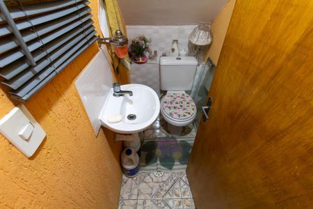 Casa à venda com 185m², 4 quartos e 2 vagasLavabo
