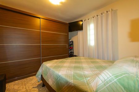 Casa à venda com 185m², 4 quartos e 2 vagasCasa 2 - Quarto 2